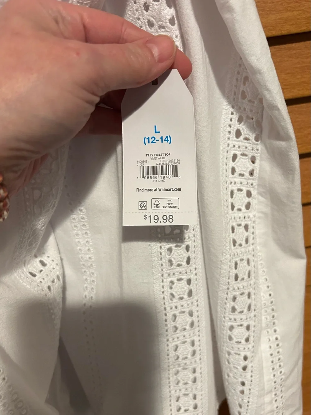 NWT Time and Tru White Eyelet Button-Up Peasant Blouse size Large - Picture 8 of 10